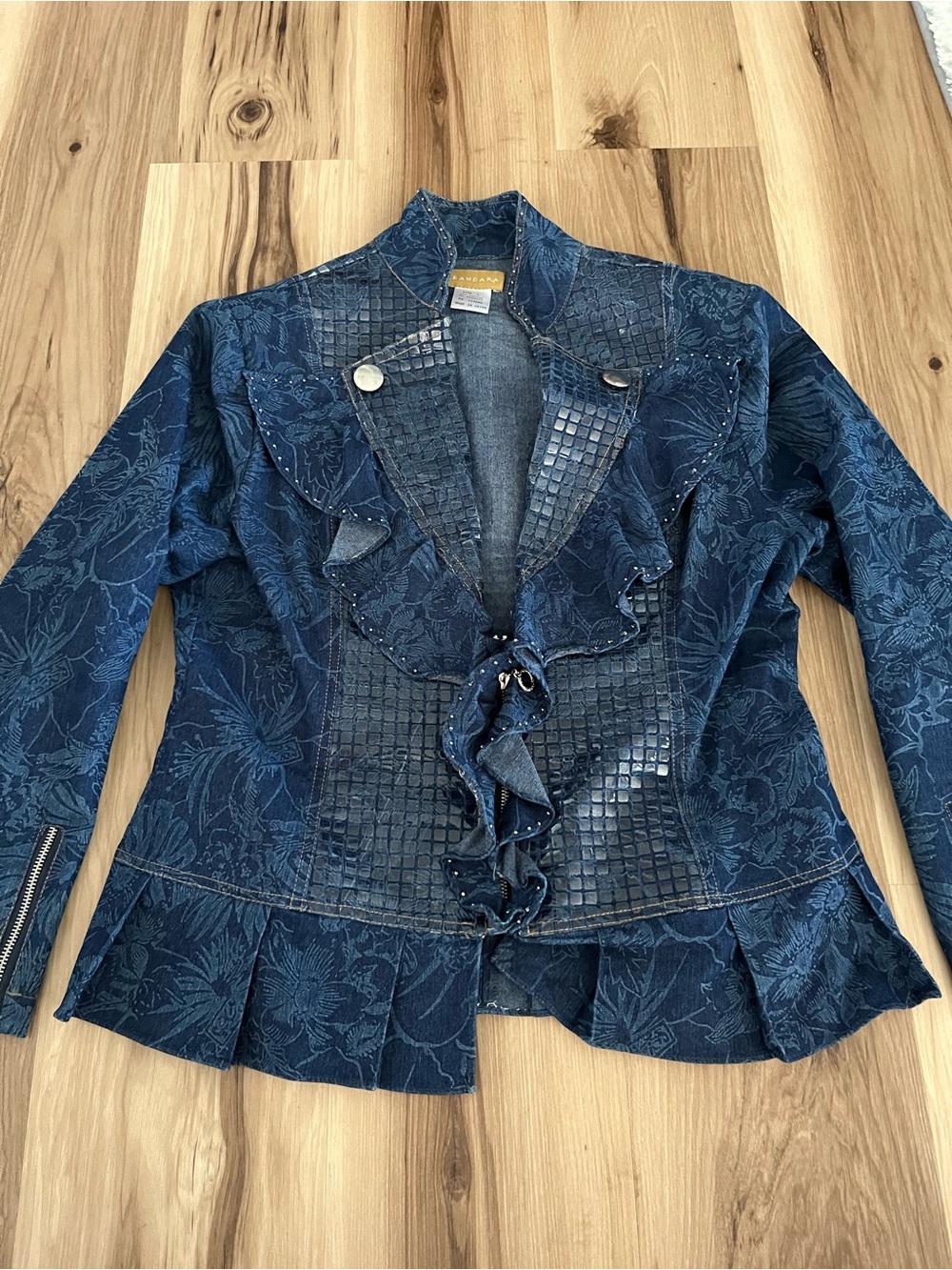 Andara womens ruffle Floral blue jesn jacket L